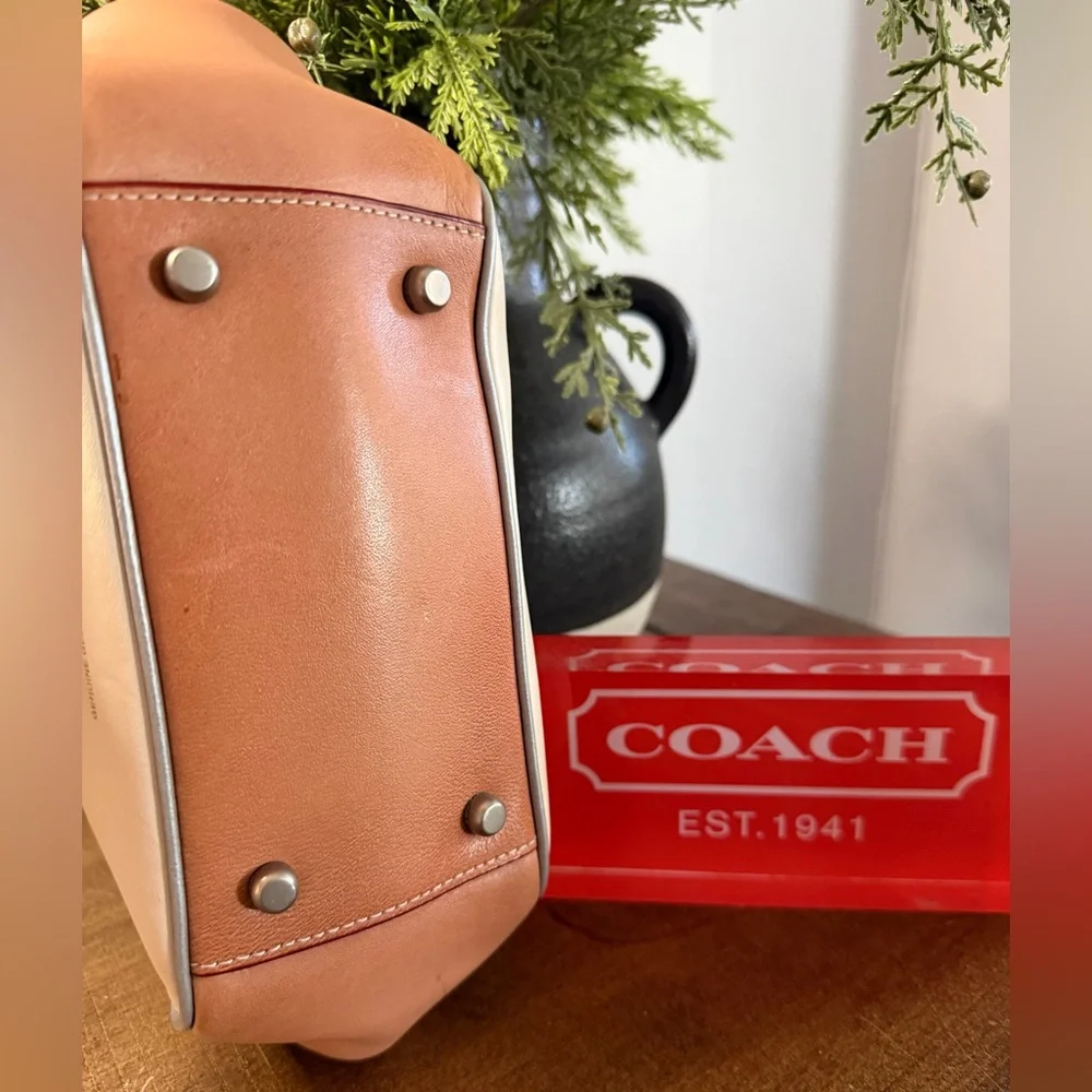 Coach X NASA 1941 Space Rocket Kisslock Frame Bag - Picture 4 of 13